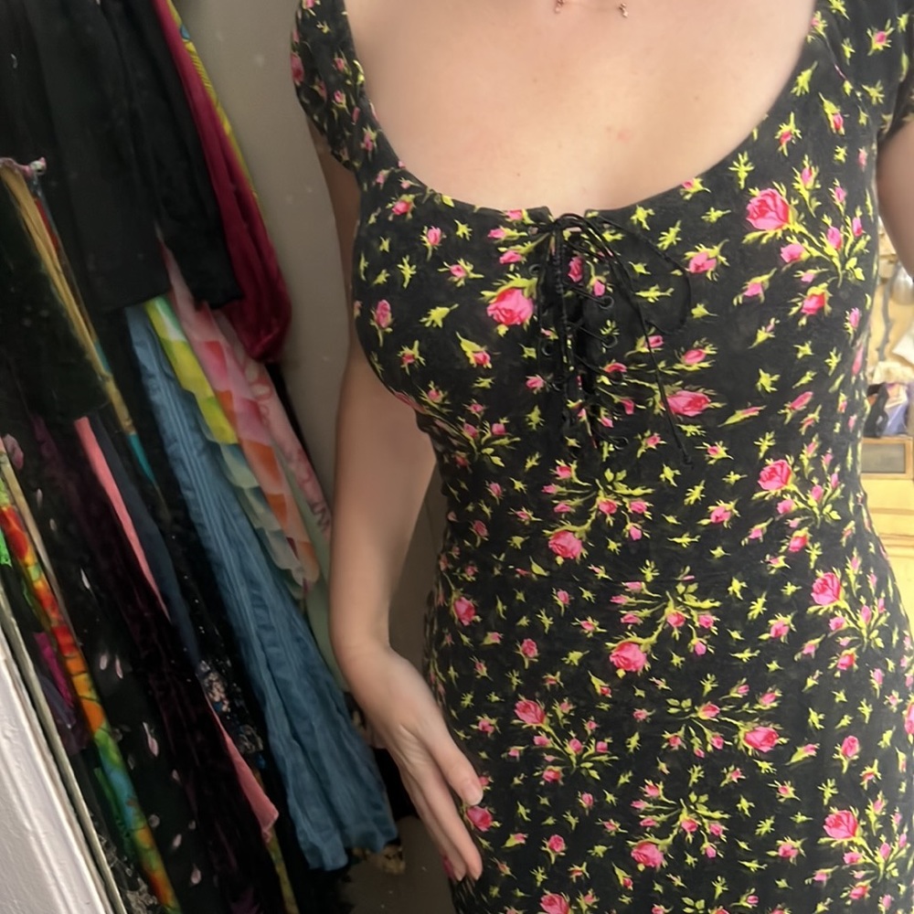 VINTAGE BETSEY JOHNSON COTTON BODYCON ROSES MILKMAID MIDI DRESS - Picture 11 of 11